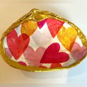 Handcrafted Shell Valentine Heart 4.5 inch Dish Decoupage
